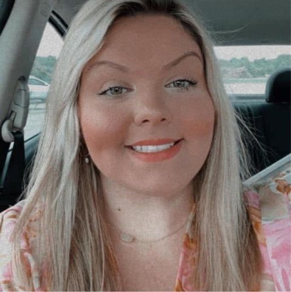 Meet your Posher, Kelsey